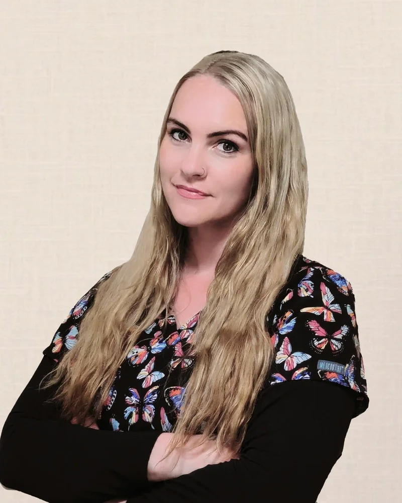 MJ, Office manager and dental assistant